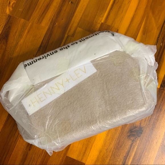 NWT Henny + Lev Camera Bag in Tan - Picture 3 of 6